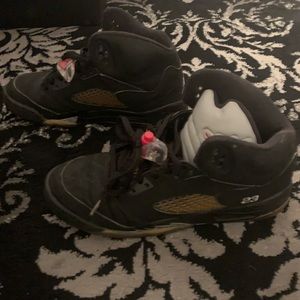 Air Jordan 5 Retro GS 'Black Metallic Silver' 2011